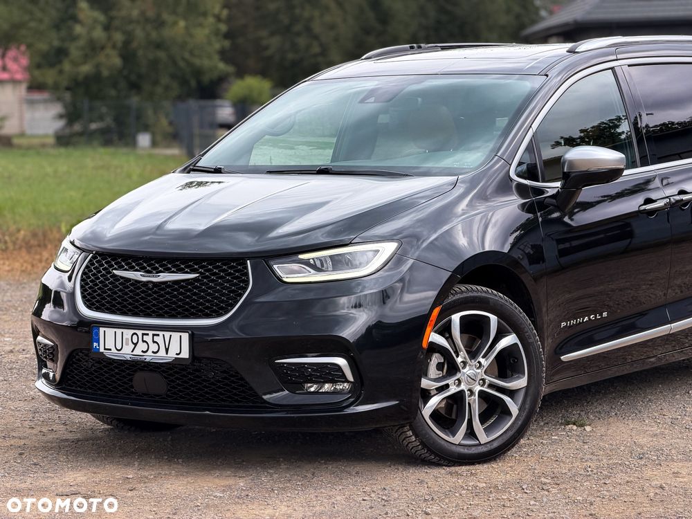 Chrysler Pacifica - 5