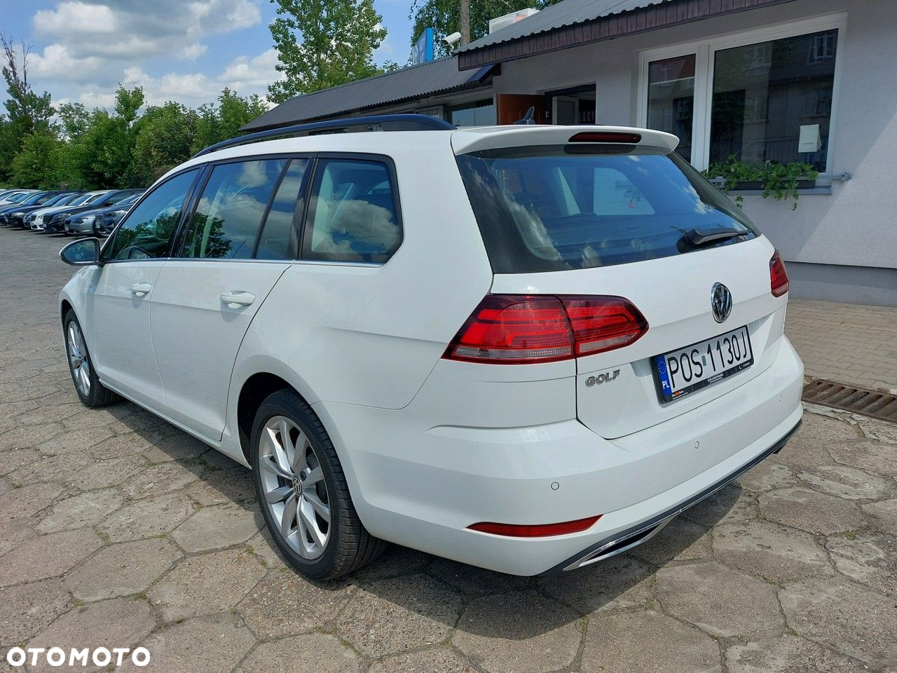 Volkswagen Golf - 6
