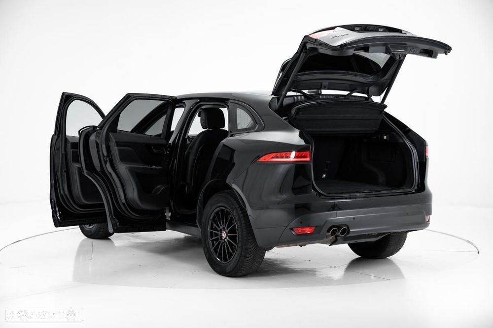 Jaguar F-Pace - 6