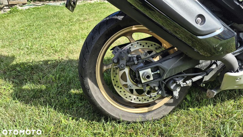 Yamaha Tmax - 5