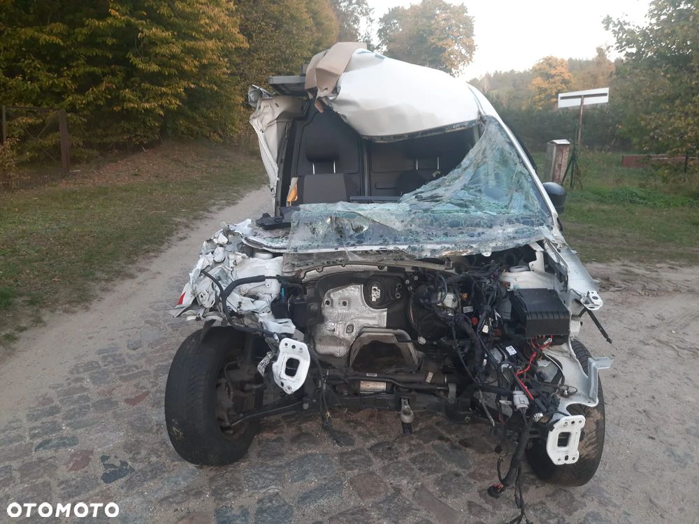 Volkswagen Caddy - 6