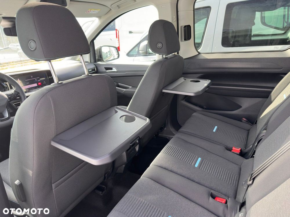 Ford Tourneo Connect Grand - 19