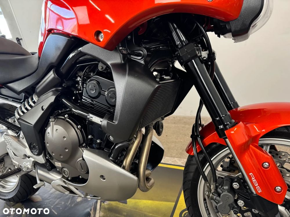 Kawasaki Versys 650 - 9