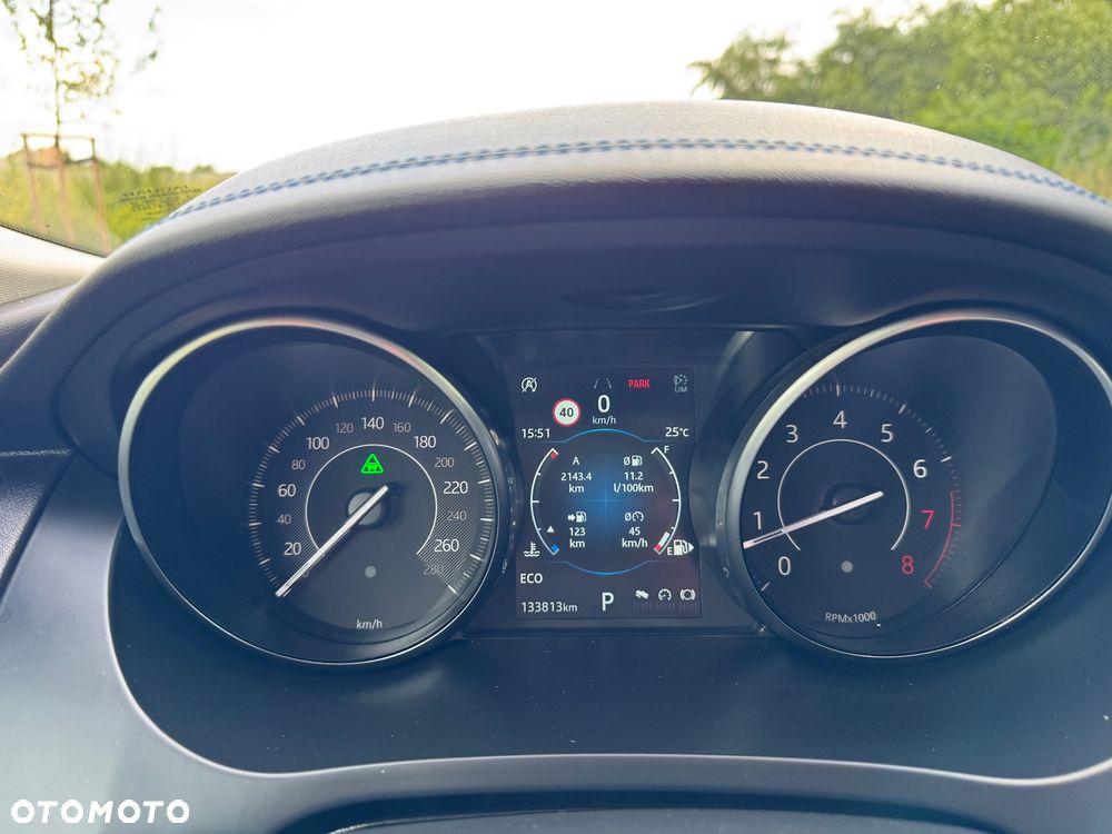 Jaguar E-Pace 2.0 i4P AWD R-Dynamic S - 8