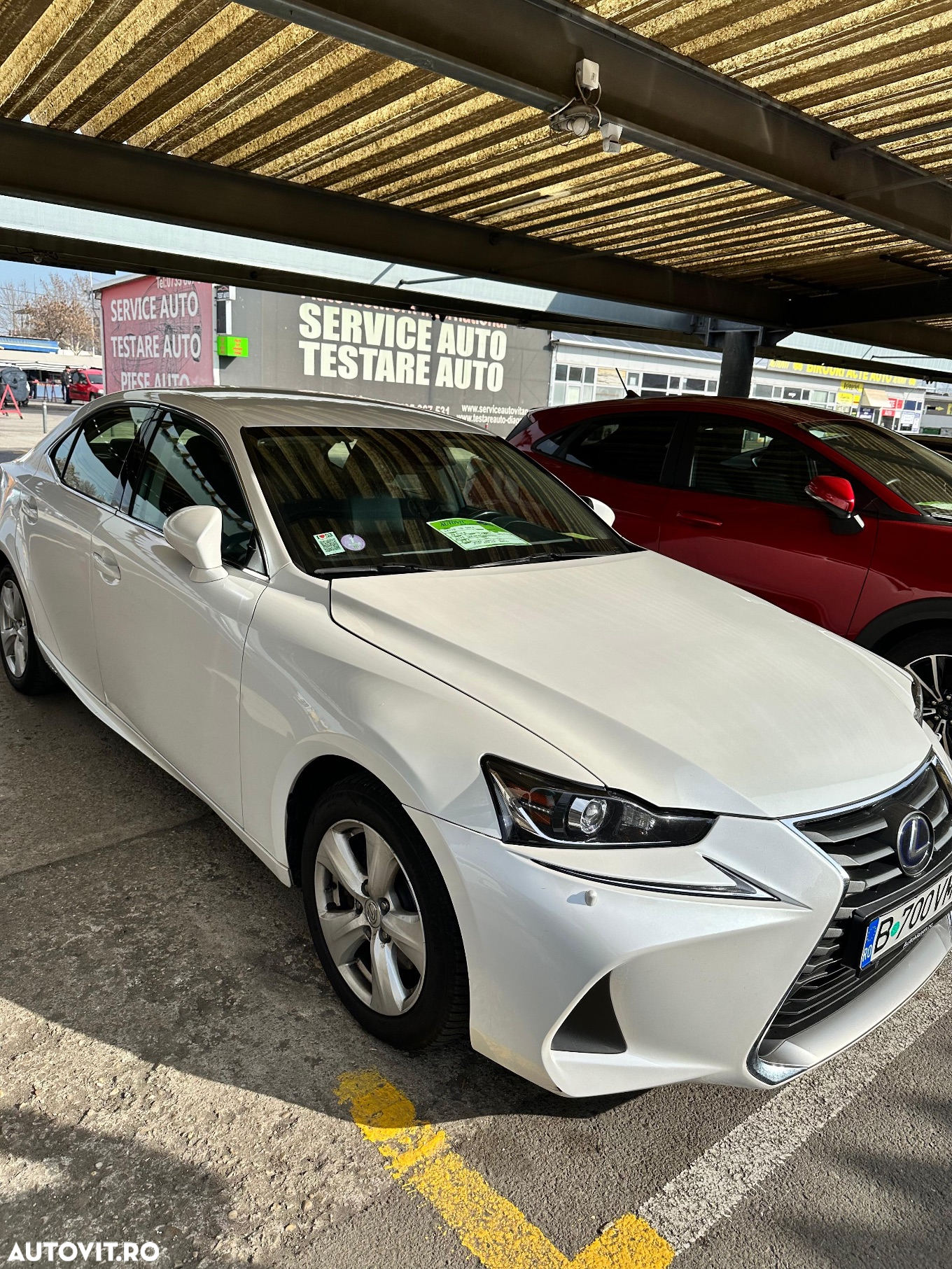 Lexus Seria IS 300h Aut. Business - 4