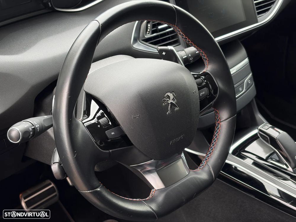 Peugeot 308 PureTech 130 GPF EAT8 Stop & Start Tech Edition - 28