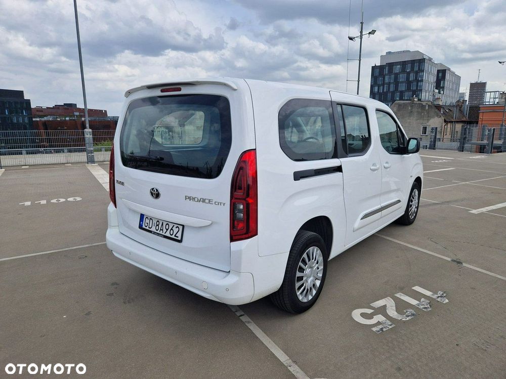 Toyota Proace City Verso 1.5 D-4D Business - 3