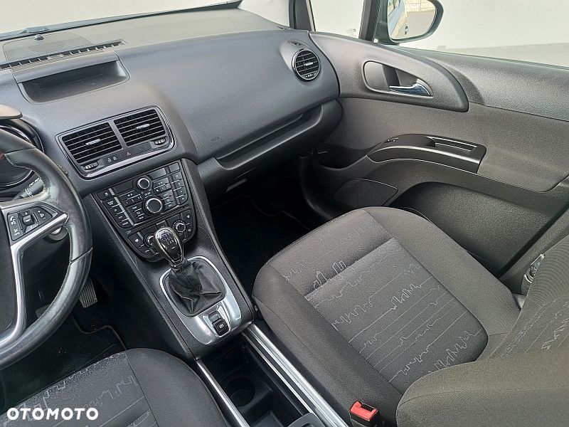 Opel Meriva - 9