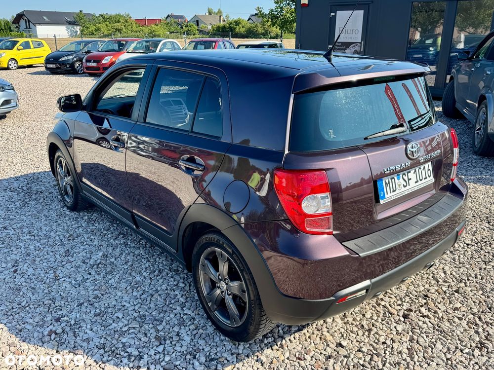 Toyota Urban Cruiser - 3