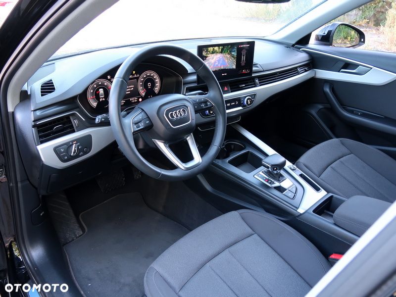 Audi A4 Limousine 35 TFSI mHEV Advanced S tronic - 12