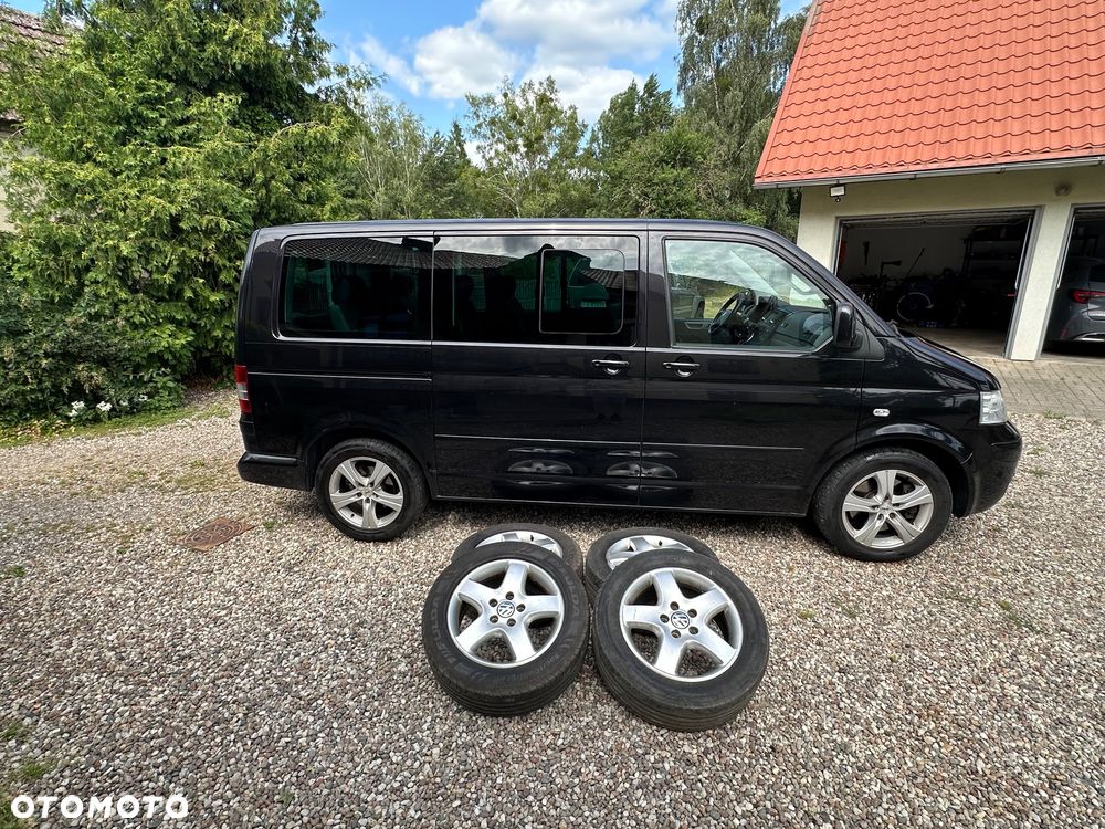Volkswagen Multivan - 5