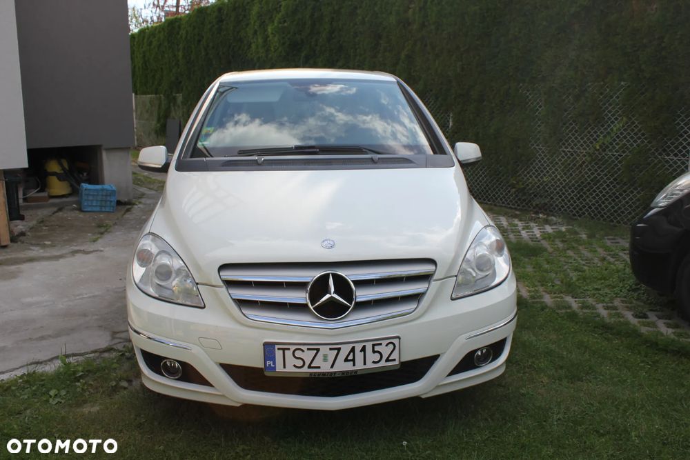 Mercedes-Benz Klasa B 150 BlueEffICIENCY - 31