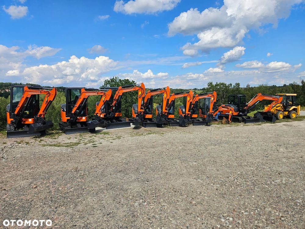 Hitachi ZX65 USB-6 - 12