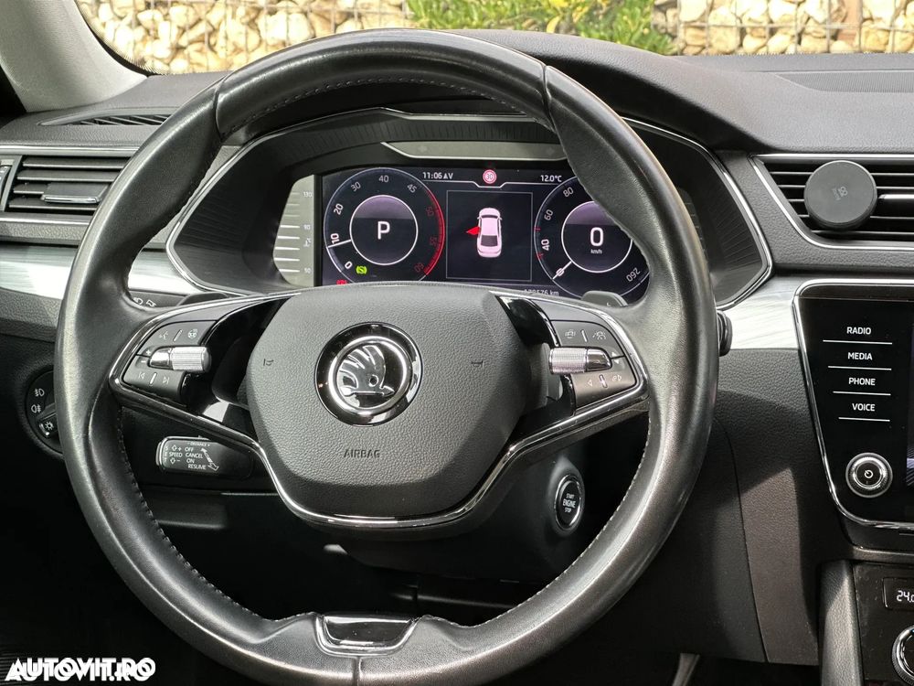 Skoda Superb 2.0 TDI DSG Premium Edition - 6