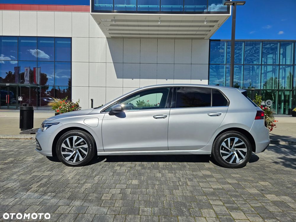 Volkswagen Golf VIII 1.4 TSI Plug-In Hybrid Style DSG - 4