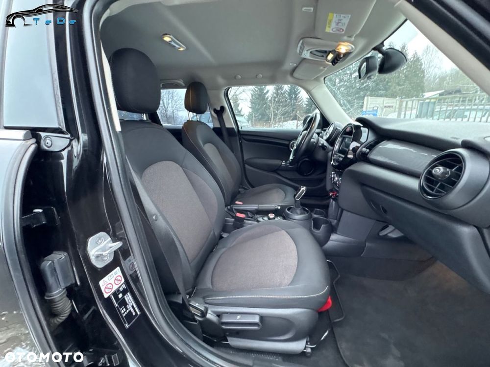 MINI Cooper Seven Chili - 30