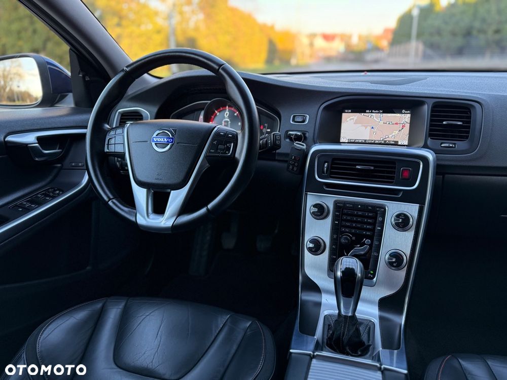 Volvo V60 D4 Ocean Race - 17