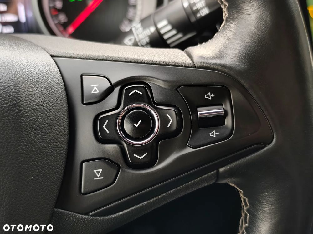 Opel Astra 1.4 Turbo Dynamic - 33