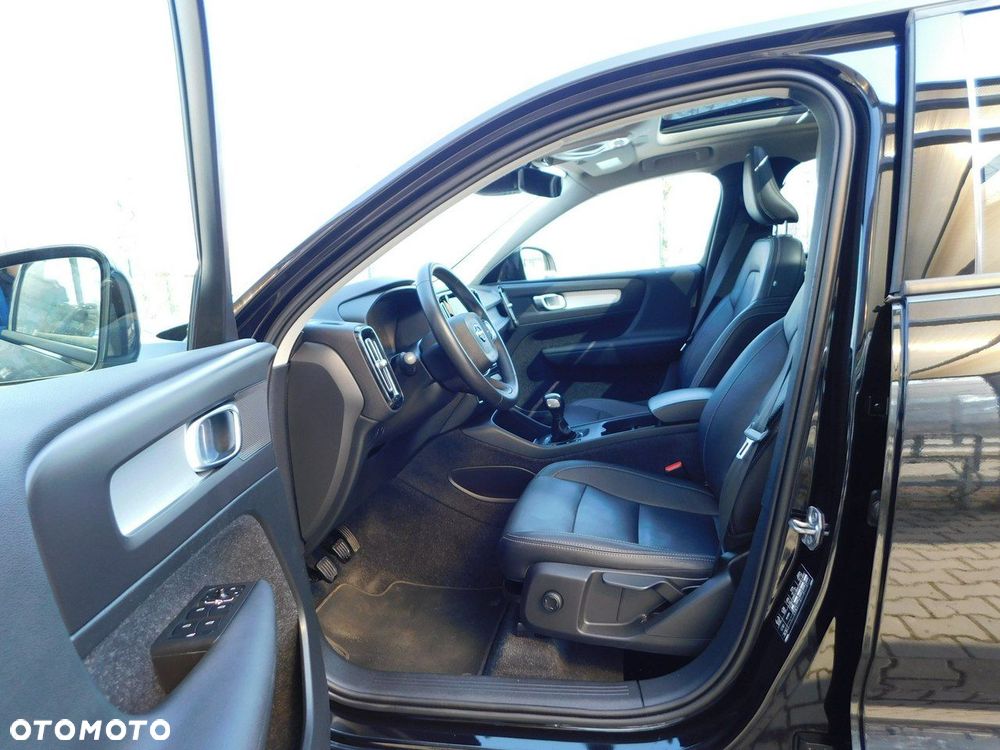 Volvo XC 40 D3 Momentum Pro - 16