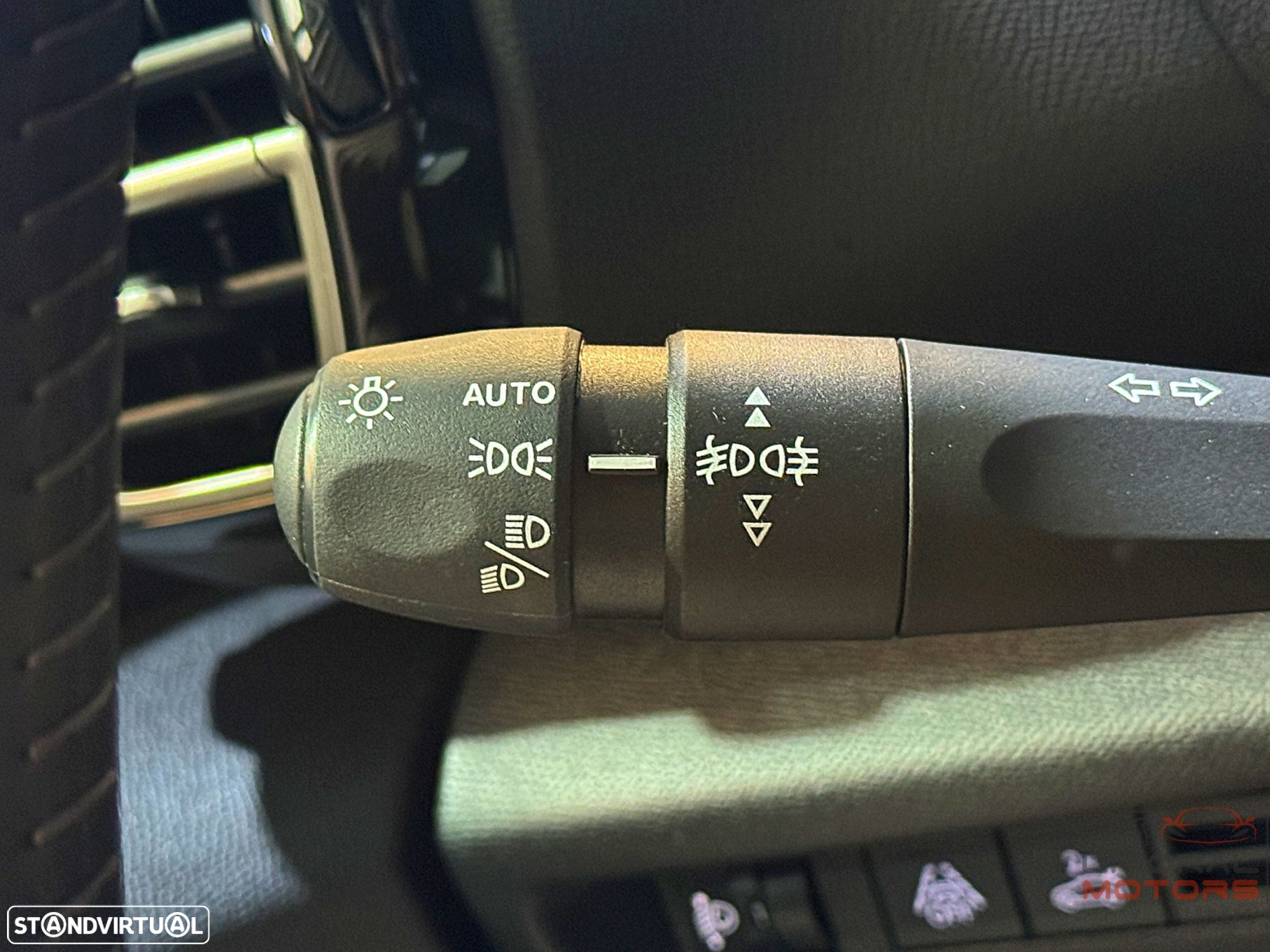 Citroën C4 X 1.2 PureTech Max EAT8 - 22