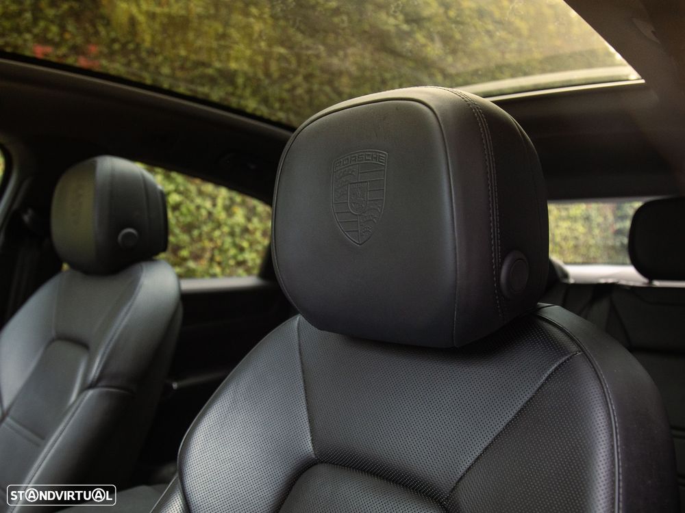 Porsche Cayenne Coupé E-Hybrid - 20