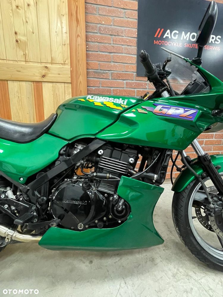 Kawasaki GPZ - 10