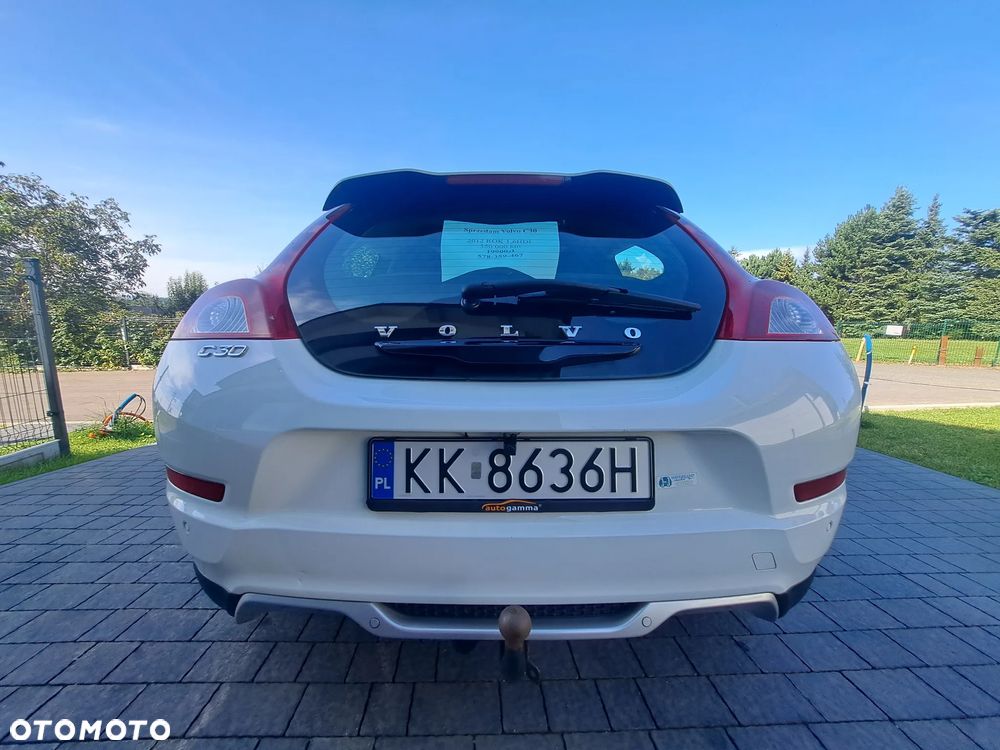 Volvo C30 D2 R-Design - 6