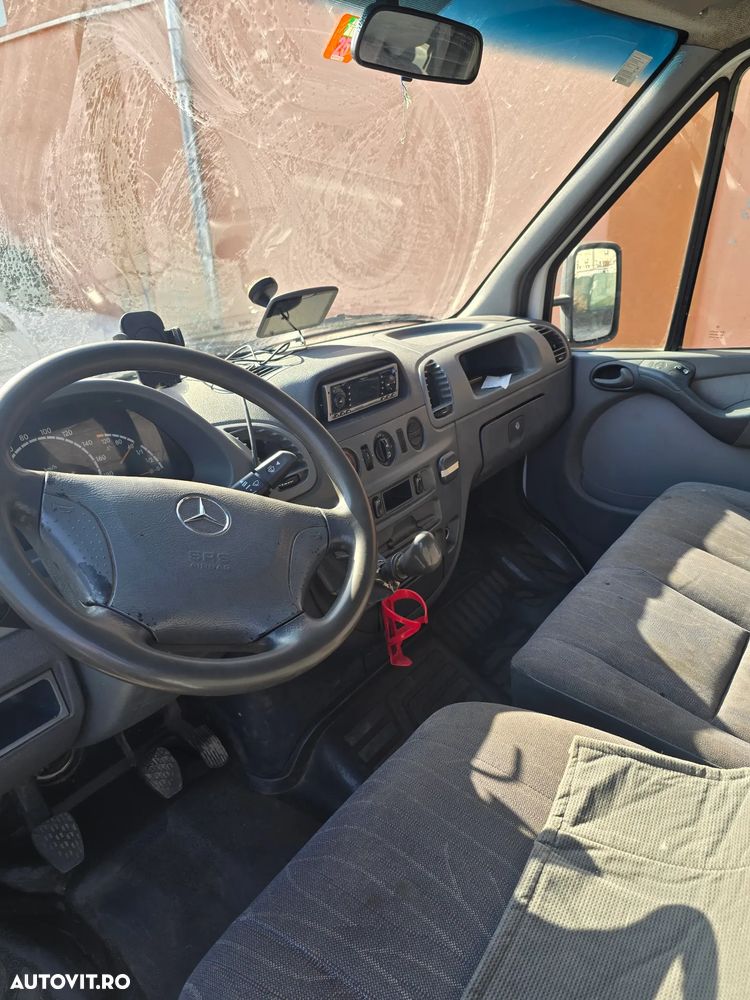 Mercedes-Benz Sprinter - 12
