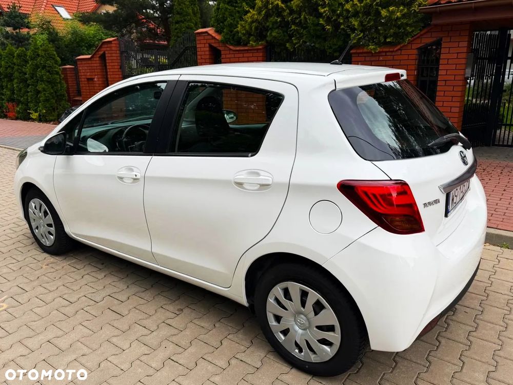 Toyota Yaris 1.5 VVT-i Comfort - 24