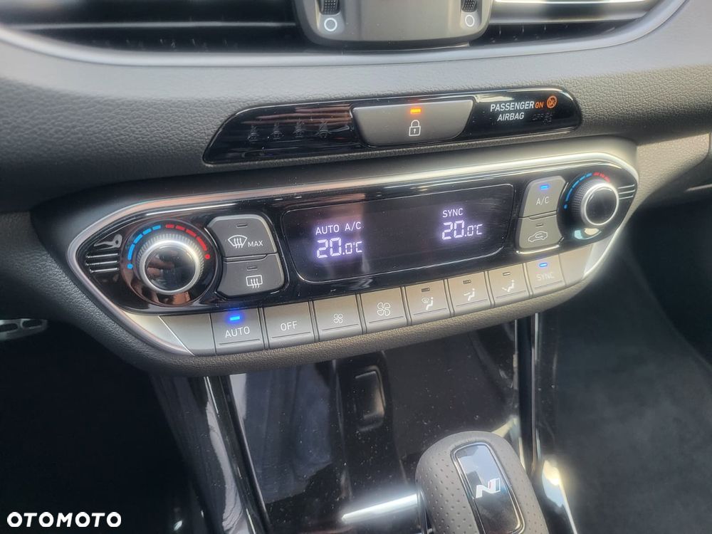Hyundai i30 1.5 T-GDI 48V-Hybrid DCT N Line - 24