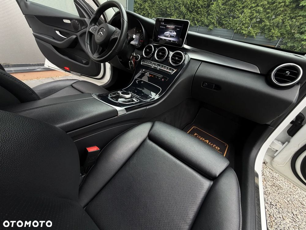 Mercedes-Benz Klasa C 200 9G-TRONIC - 15