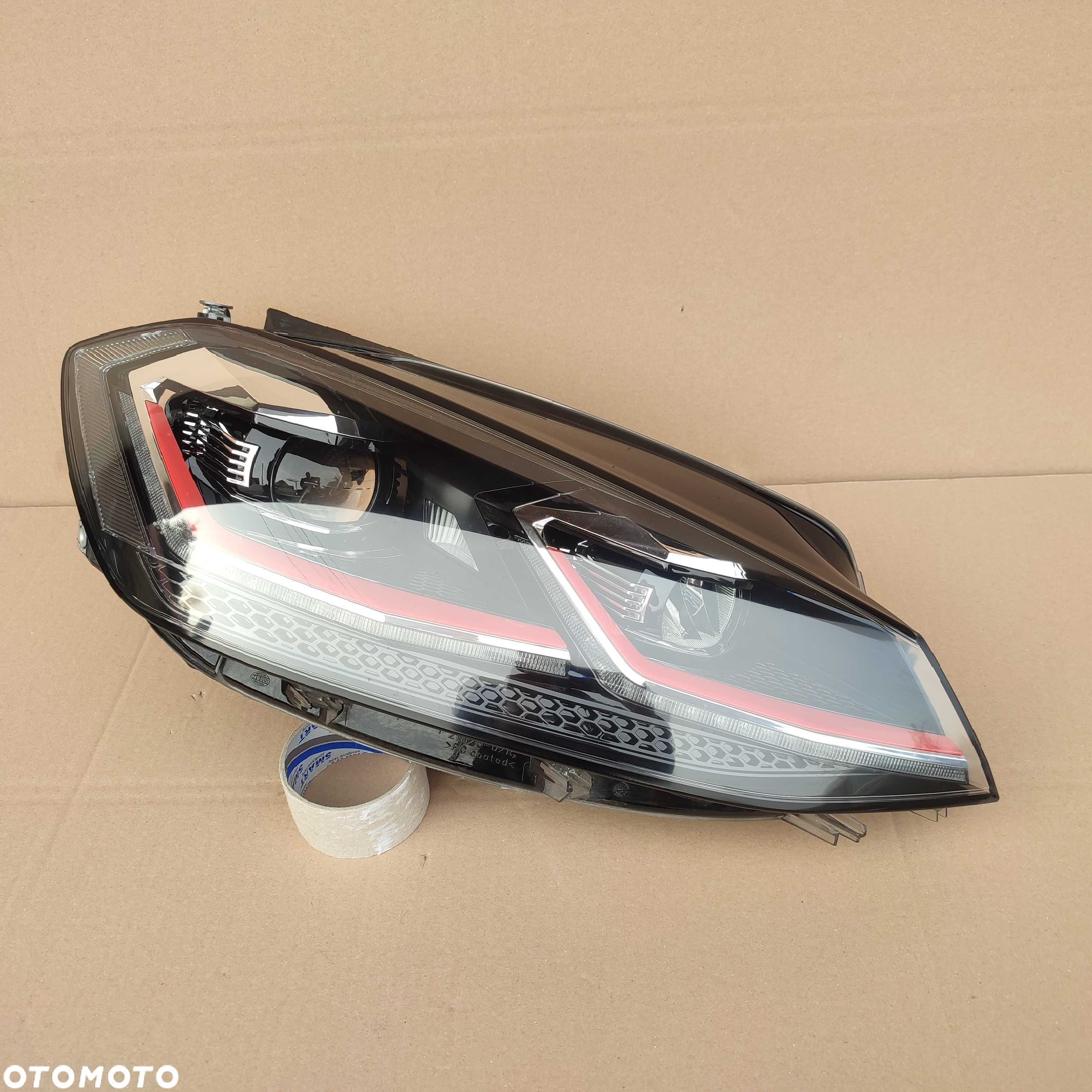VW Glf VII 7 5G0 lift GTI lampa prawa przód przednia oryginał idealna - 1