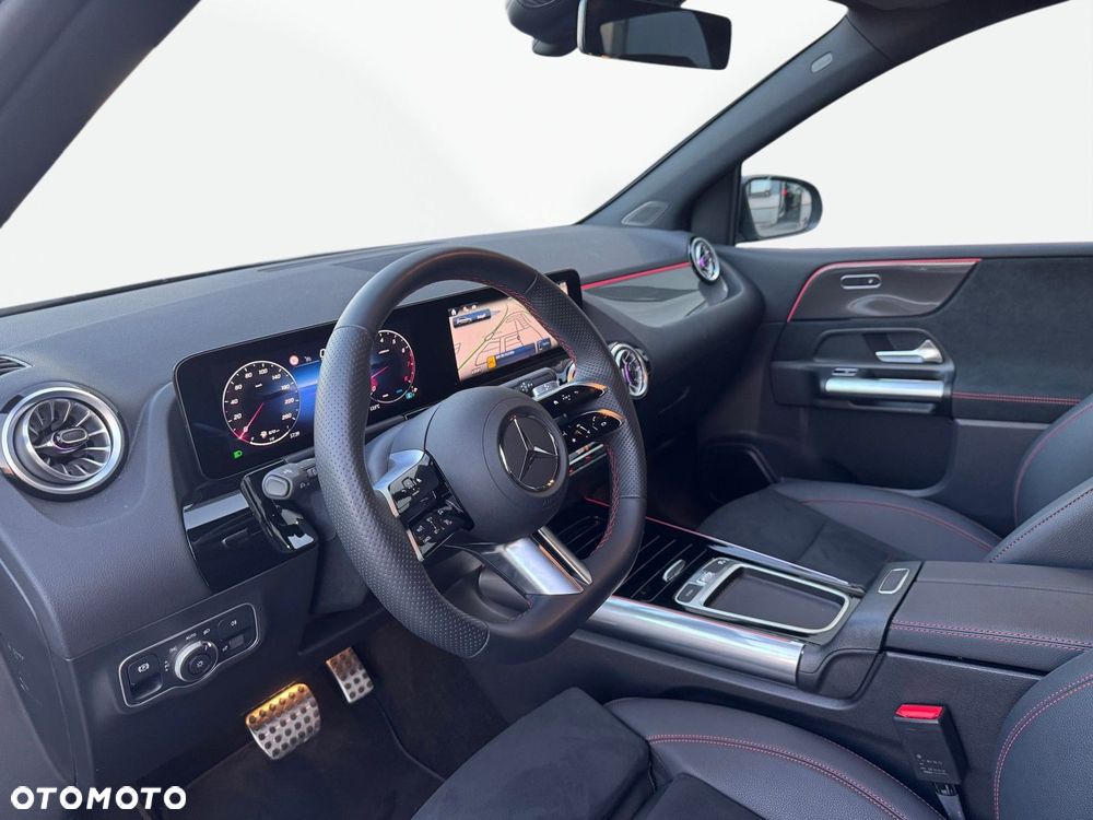 Mercedes-Benz Klasa B 200 AMG Line 7G-DCT - 12