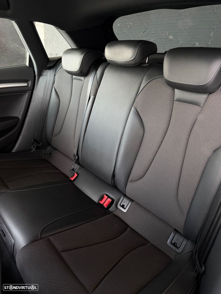 Audi A3 Sportback 30 TFSI S-line S tronic - 46