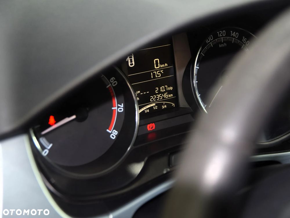 Skoda Fabia 1.0 Ambition - 21