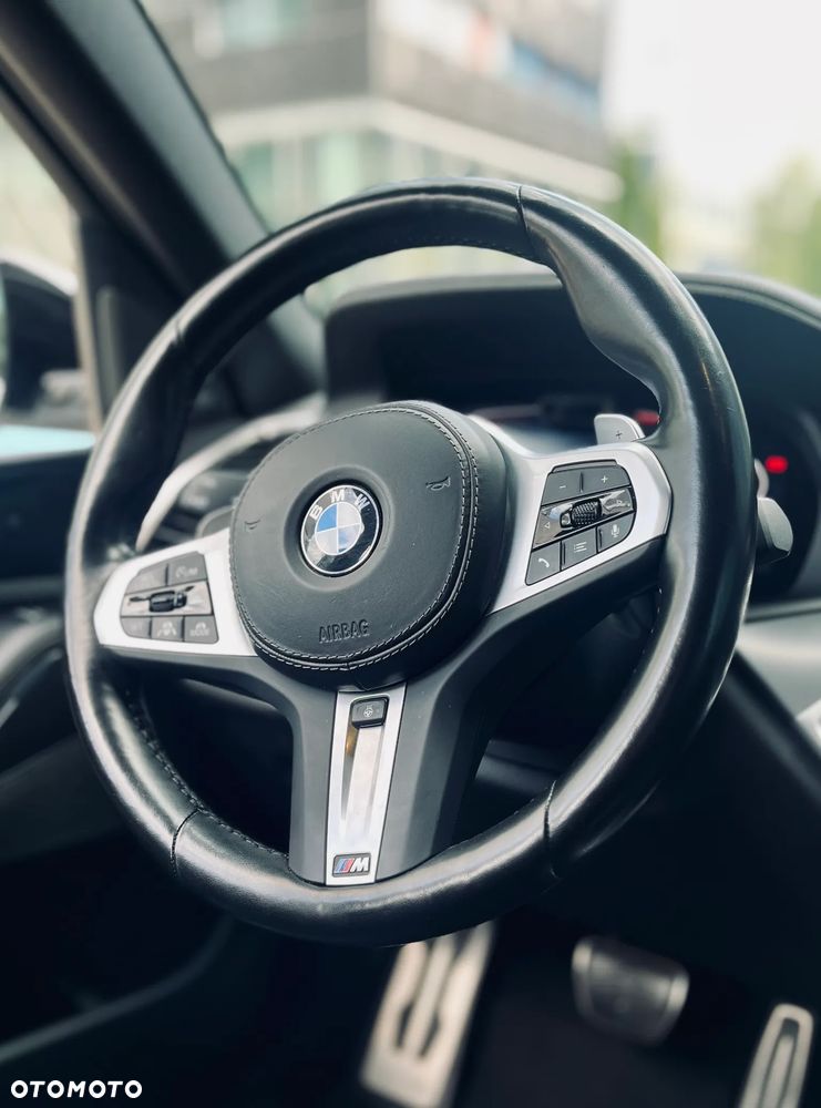 BMW X5 xDrive40d mHEV - 25