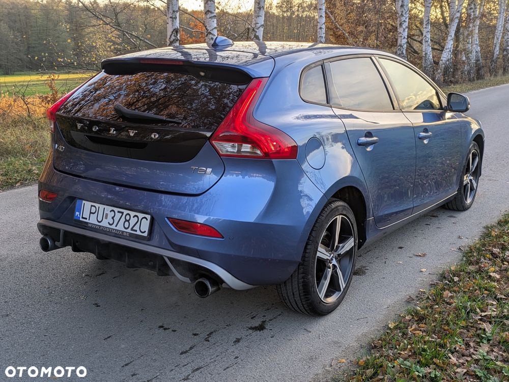Volvo V40 T2 RDesign - 4