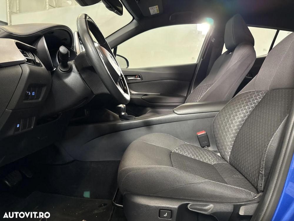 Toyota C-HR - 21