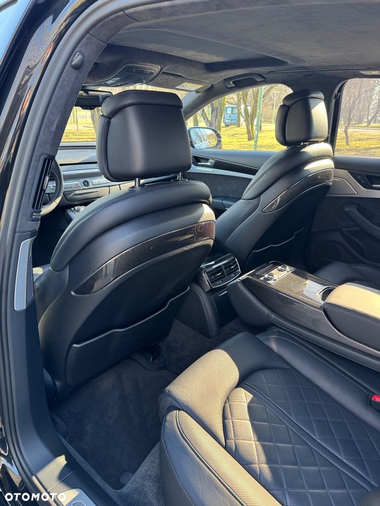 Audi A8 4.2 TDI DPF (clean diesel) quattro tiptronic - 22