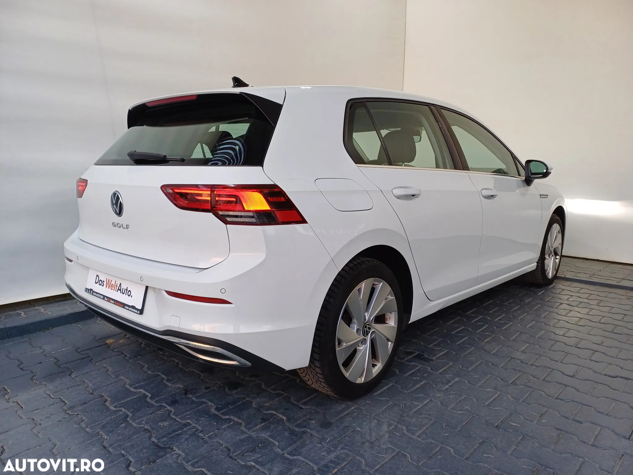Volkswagen Golf 2.0 TDI DSG Style - 33