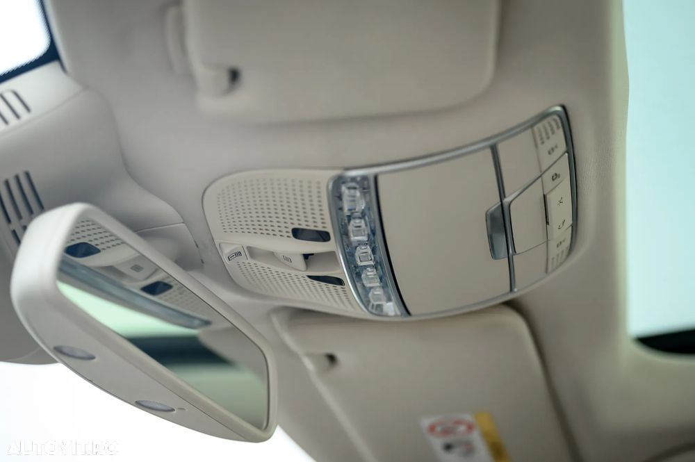 Mercedes-Benz S 500 4MATIC Long Aut - 24