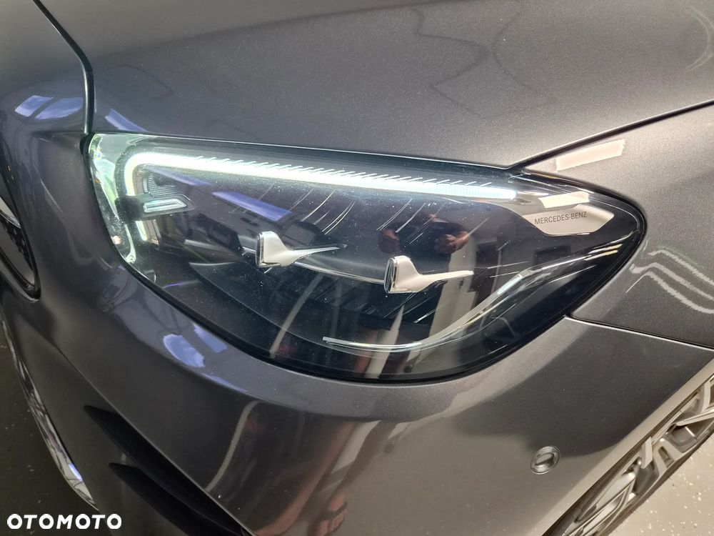 Mercedes-Benz Klasa E 220 d 4Matic 9G-TRONIC AMG Line - 30
