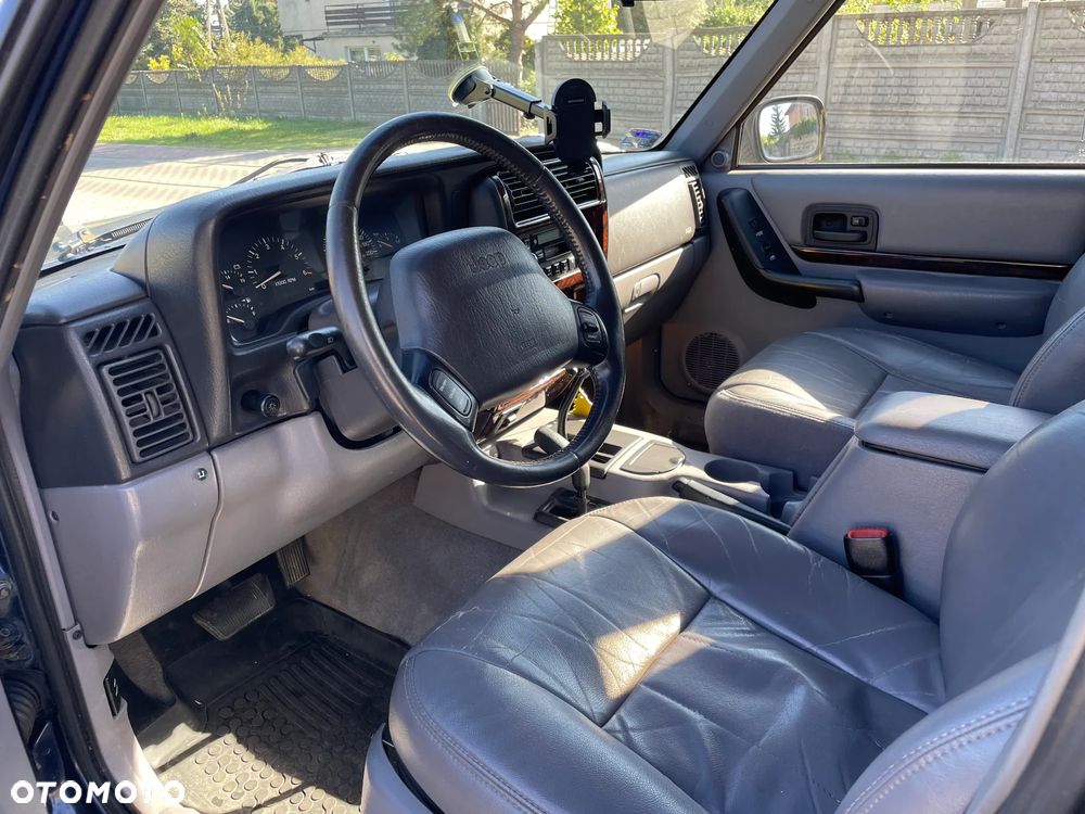 Jeep Cherokee 4.0 Limited - 9