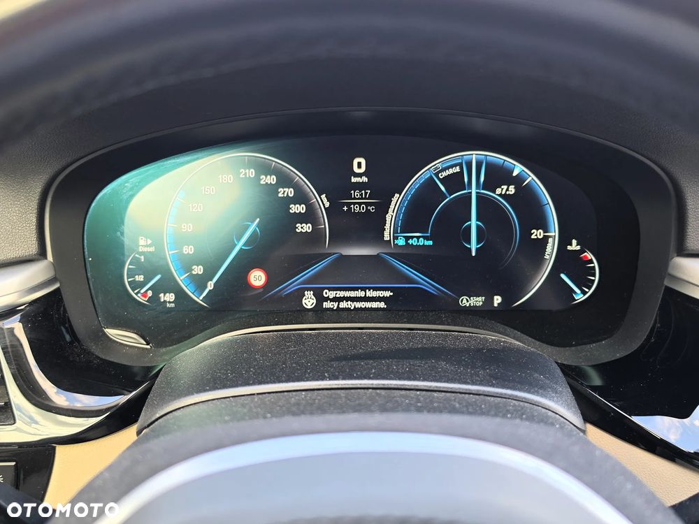 BMW Seria 5 520d xDrive M Sport sport - 22
