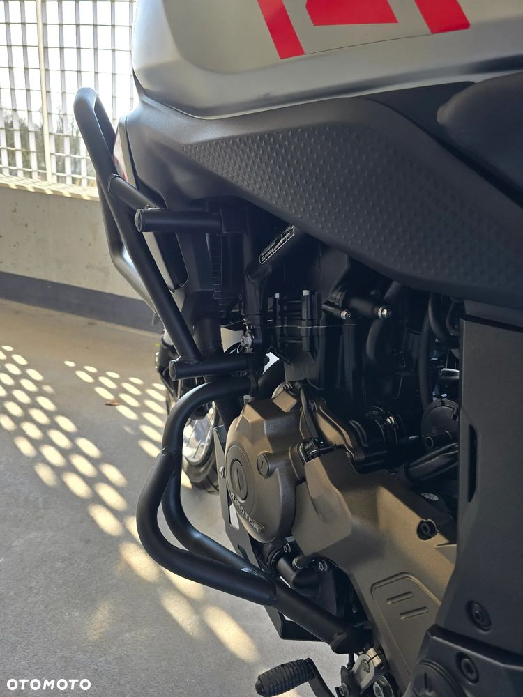 QJMOTOR SRT 600SX - 21