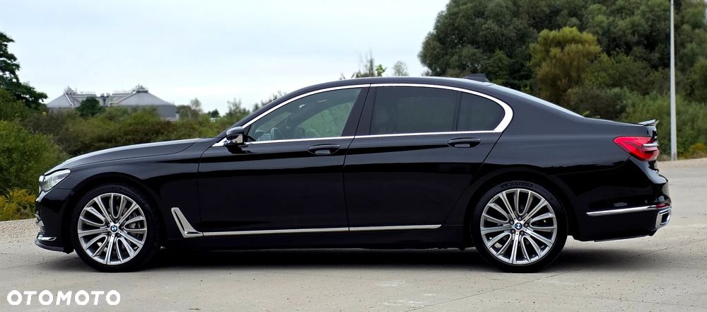 BMW Seria 7 - 8