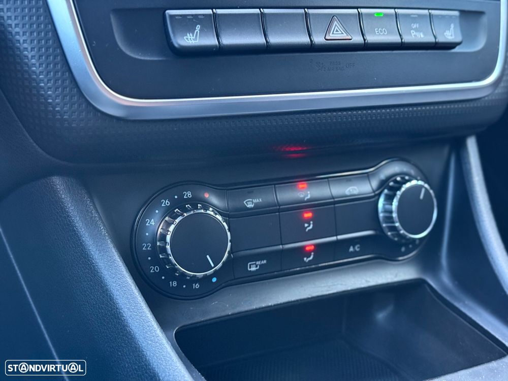 Mercedes-Benz A 180 (BlueEFFICIENCY) Style - 11