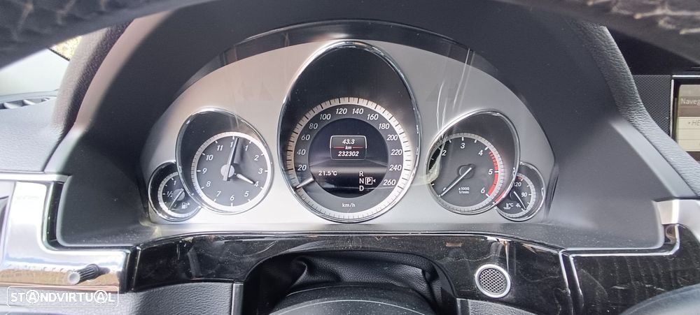 Mercedes-Benz E 200 CDi Avantgarde BE Auto. - 37