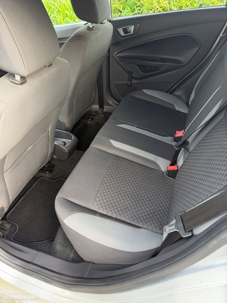 Ford Fiesta 1.0 EcoBoost S&S Titanium - 10