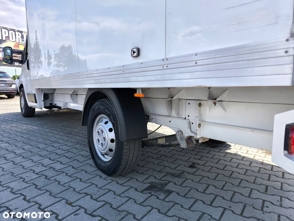 Opel Movano - 12